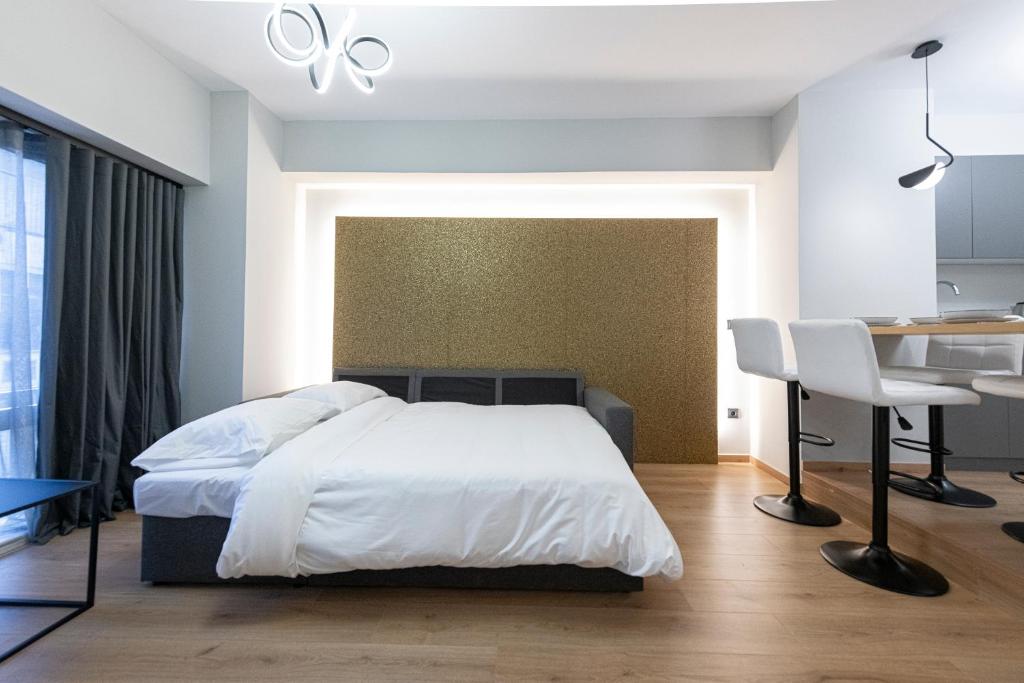 Ethereal Athεns - 16