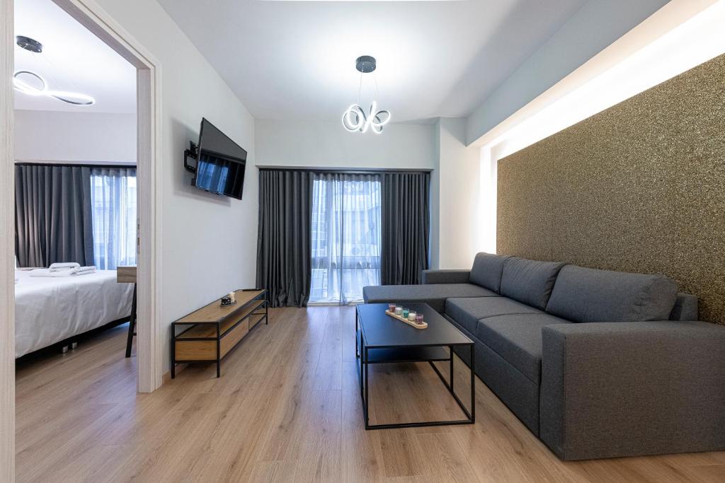 Ethereal Athεns - 13