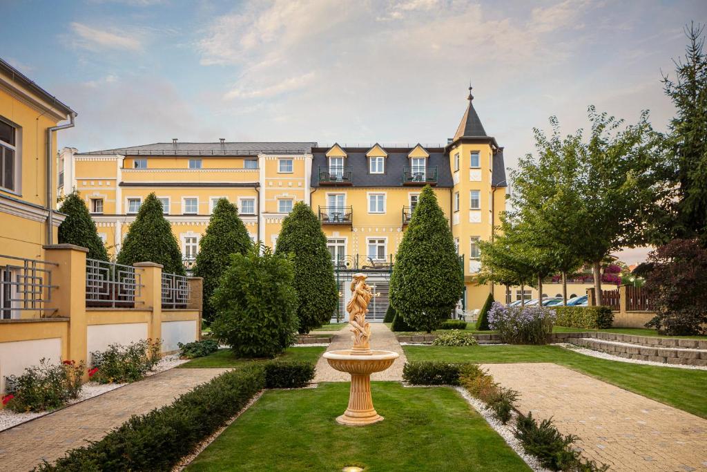 Zahrada ubytování Hotel Bajkal