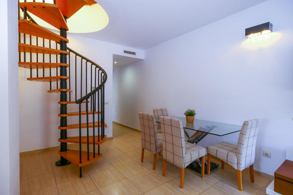 BLAUMAR Planet Costa Dorada, Salou – Updated 2023 Prices