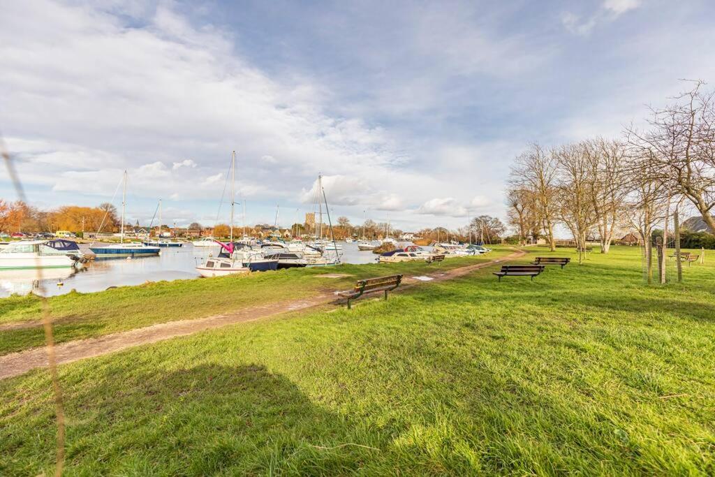 Elmsway Southbourne, Southbourne (updated prices 2024)