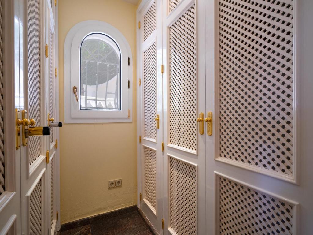 A bathroom at Villa Luxemburg by Interhome