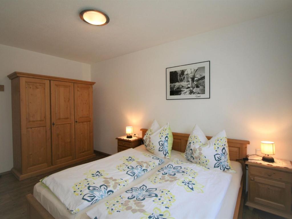 Postel nebo postele na pokoji v ubytování Apartment Christian by Interhome