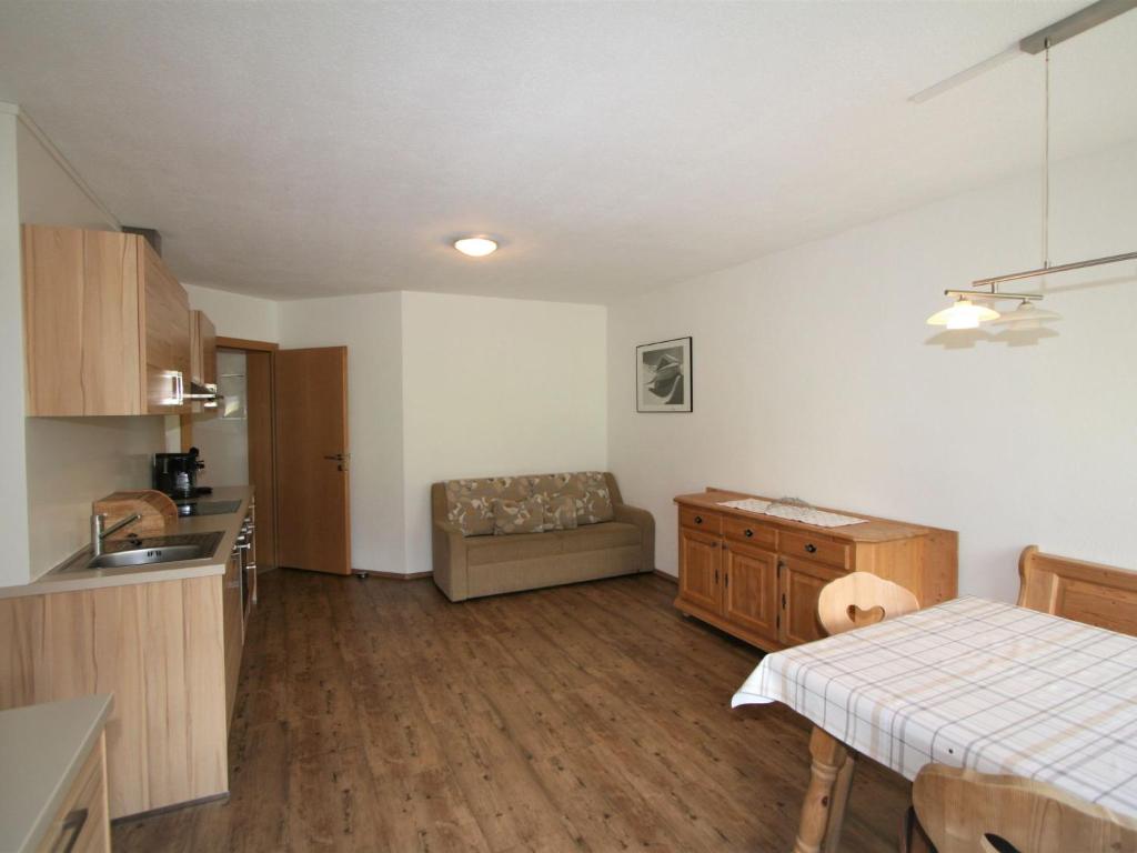 Posezení v ubytování Apartment Christian by Interhome