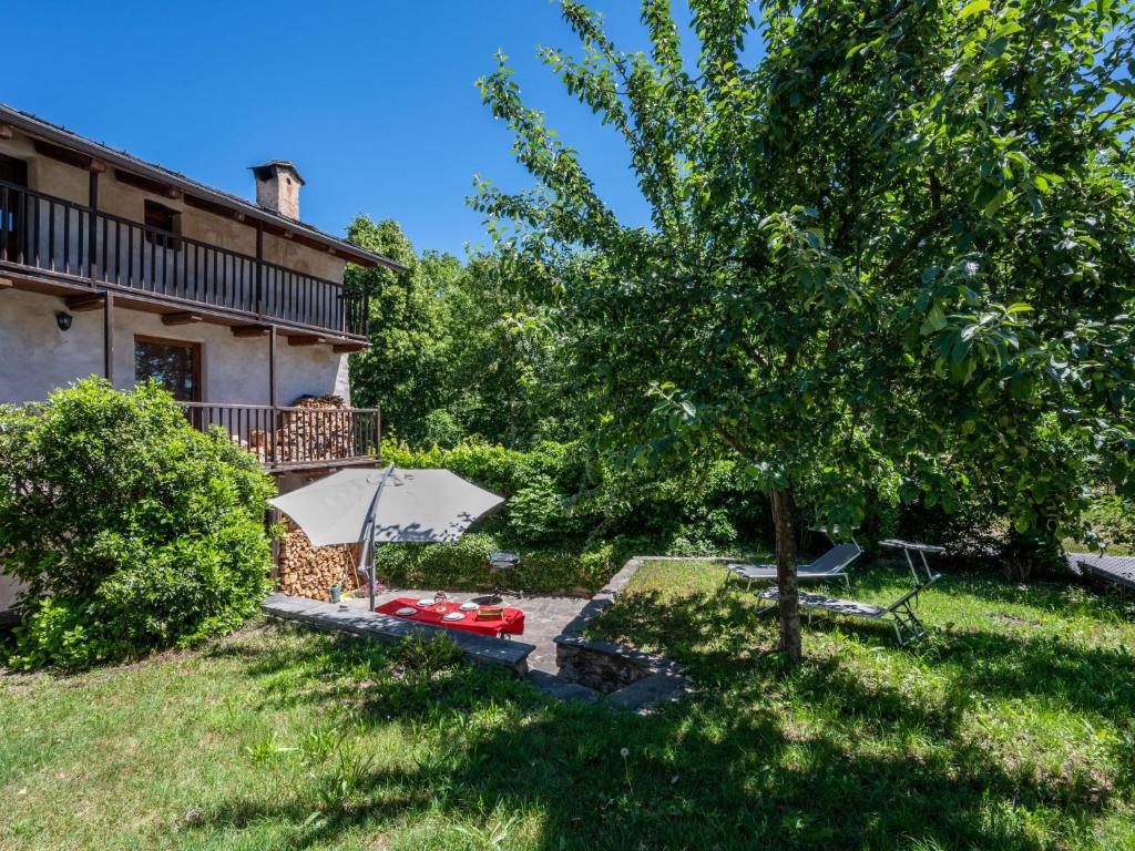 Vonkajšia záhrada v ubytovaní Holiday Home Alexandra by Interhome