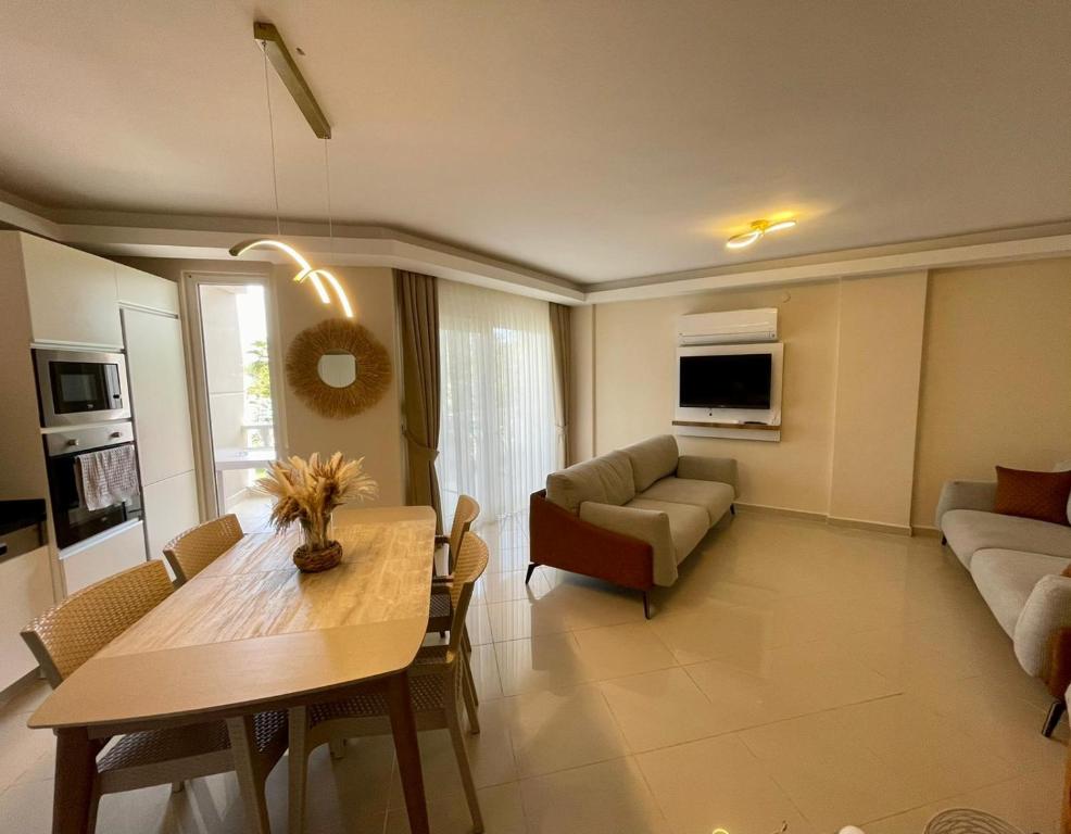 TV a/nebo společenská místnost v ubytování Belek Golf Village Apartments