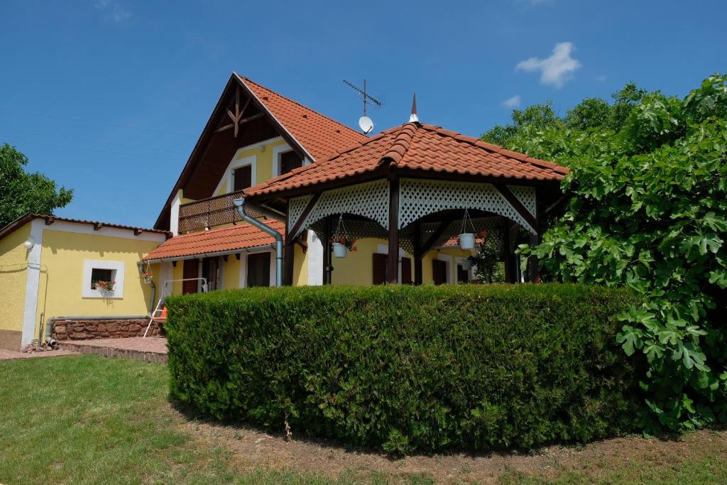 Budynek, w którym mieści się dom wakacyjny
