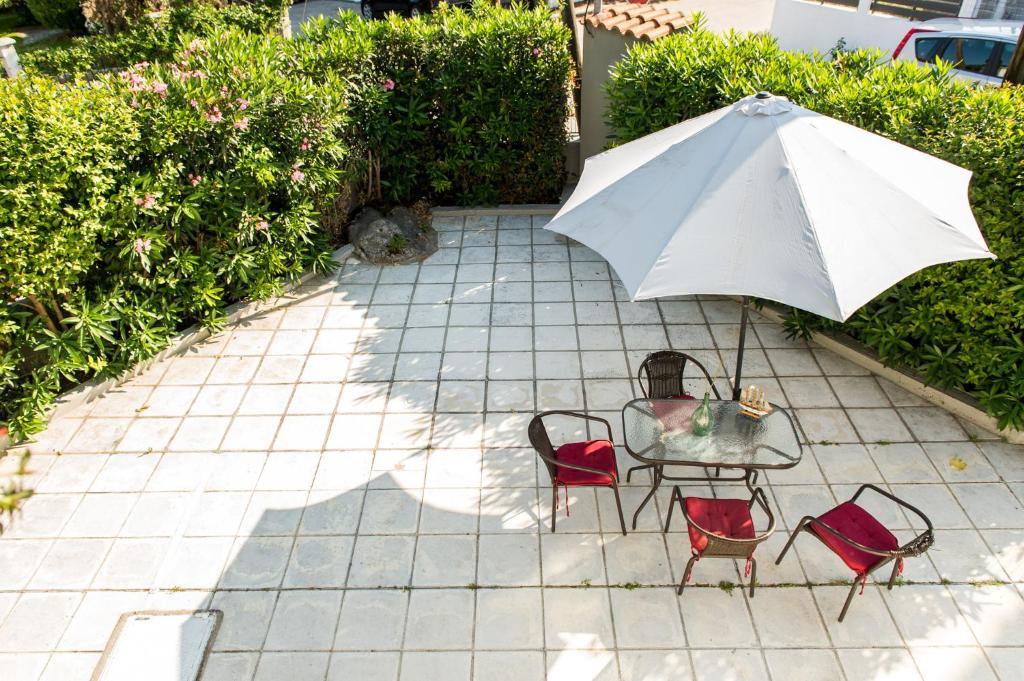 Zahrada ubytování Villa LINDEN Kallikratia