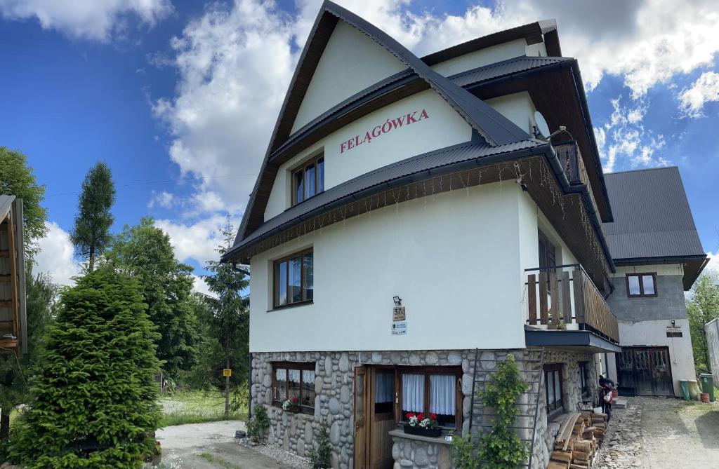 Budova, v ktorej sa penzión nachádza
