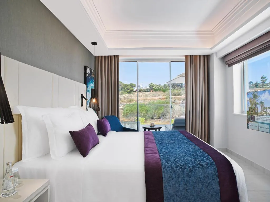 Superior Room with Inland View