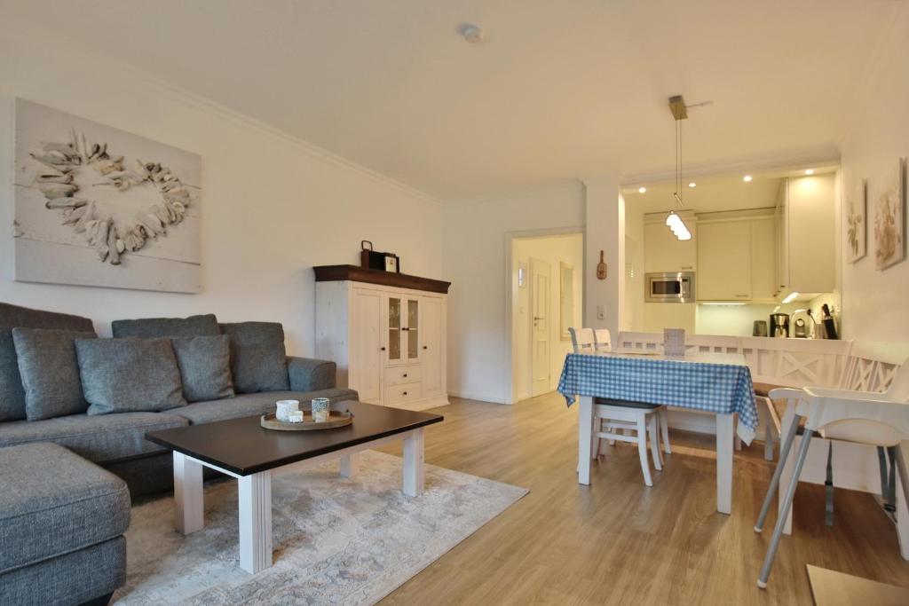Kuchyň nebo kuchyňský kout v ubytování Strandhus Strandhus