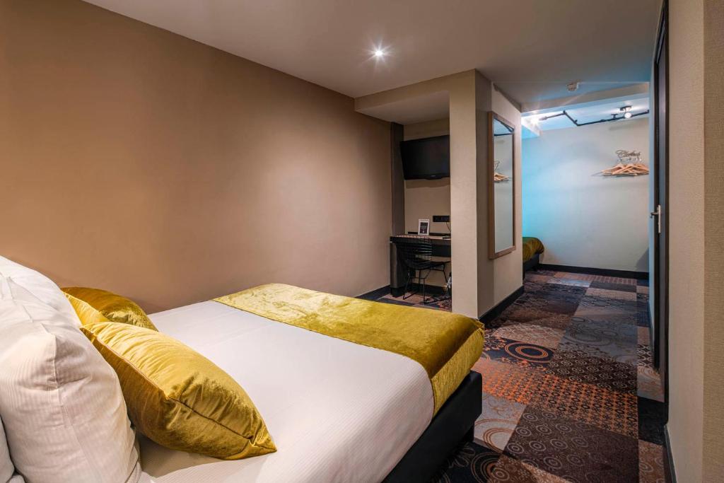 The Alfred Hotel - Resim 12