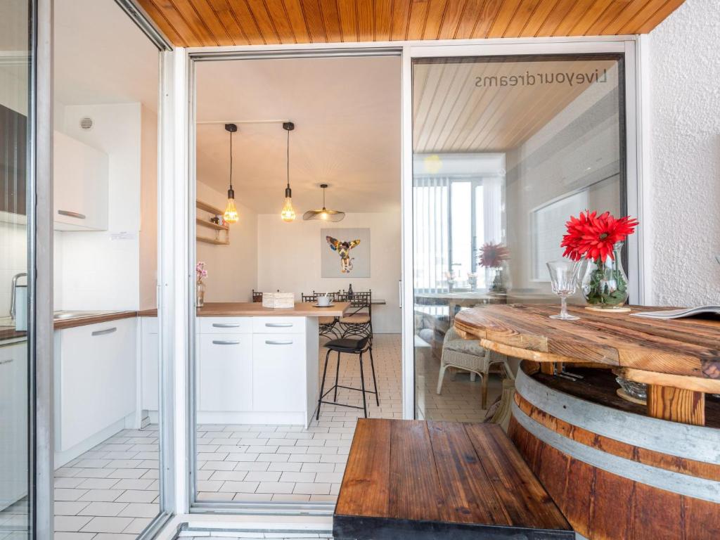 Kuchyňa alebo kuchynka v ubytovaní Apartment Hacienda 3 by Interhome