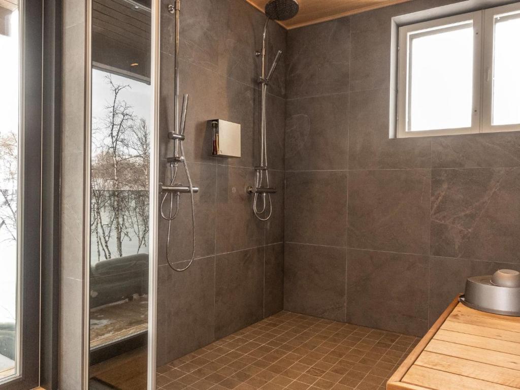 Koupelna v ubytování Holiday Home Haltinmalla by Interhome