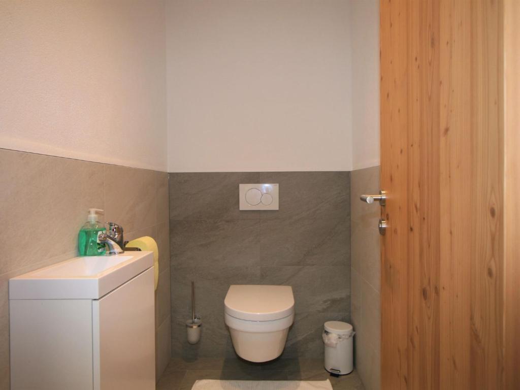 Koupelna v ubytování Apartment Rosina by Interhome