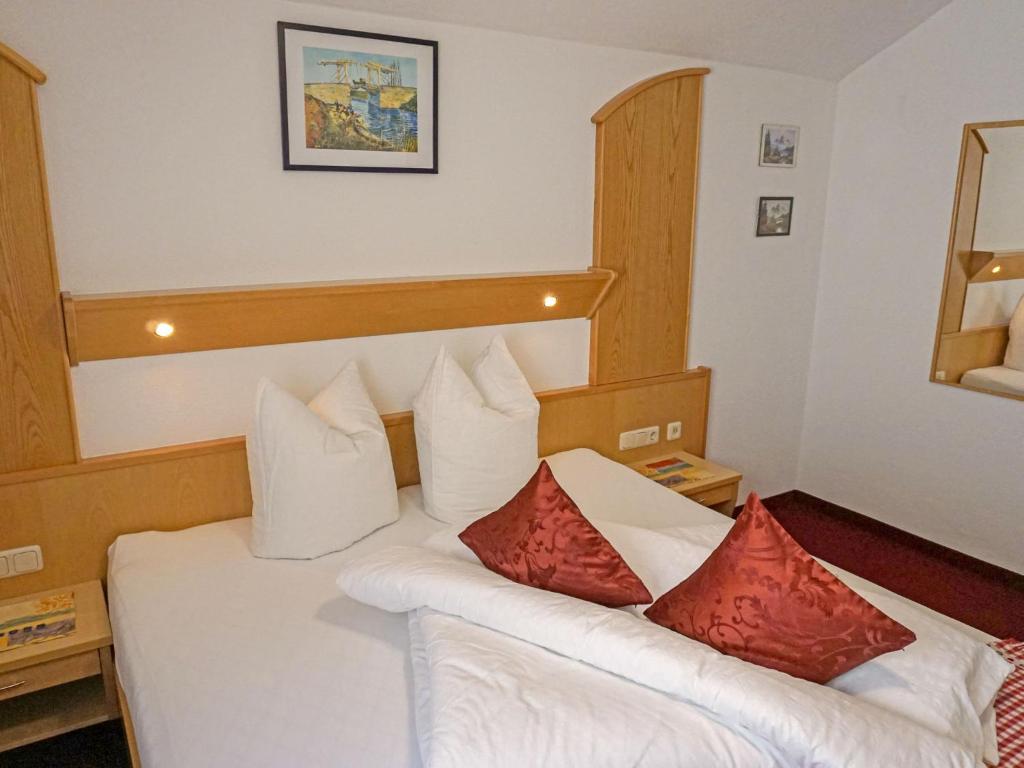 Posteľ alebo postele v izbe v ubytovaní Apartment Apart 107 Wiesenhof by Interhome