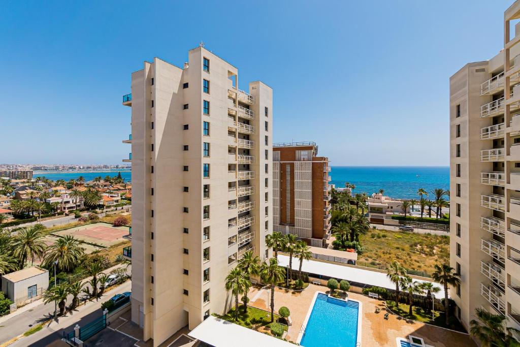 Apartamento Sunrise Veleta, Torrevieja, Spain - Booking.com