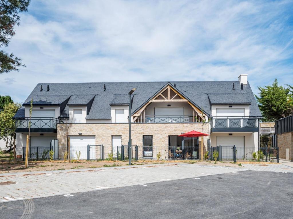 Budova, v ktorej sa apartmán nachádza