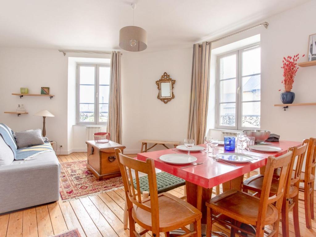Posedenie v ubytovaní Apartment La Cancalaise by Interhome