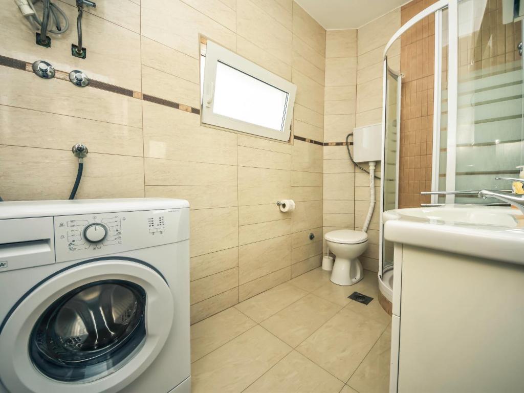 Kúpeľňa v ubytovaní Apartment Tanja-1 by Interhome