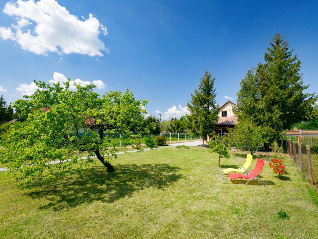 Vonkajšia záhrada v ubytovaní Holiday Home Pear Trees by Interhome