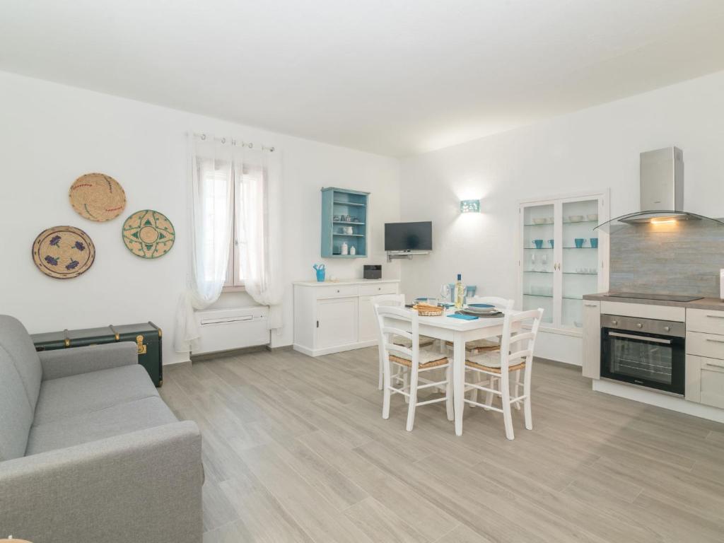 Η κουζίνα ή μικρή κουζίνα στο Apartment Pavoncella by Interhome