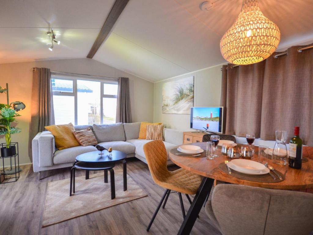 Posezení v ubytování Holiday Home Wiringherlant-28 by Interhome
