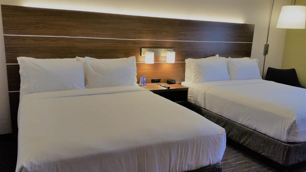 Holiday Inn Express Hotel & Suites Charleston - North by IHG - Habitación Estándar Con Dos Camas Queen