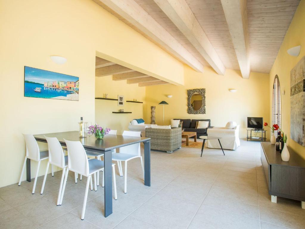Kép Holiday Home VIlla Limone by Interhome szállásáról Osteria Delle Nociban a galériában