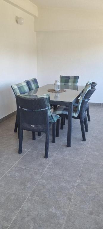 Zdjęcie z galerii obiektu Apartments Anđa near Queen Beach w mieście Privlaka