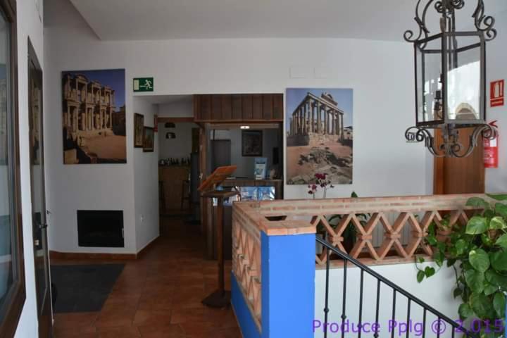 Кухня або міні-кухня у Hotel Rural La Posada de las Cigüeñas
