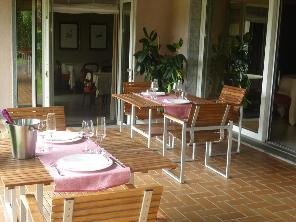 Restaurace v ubytování Cravero Rooms