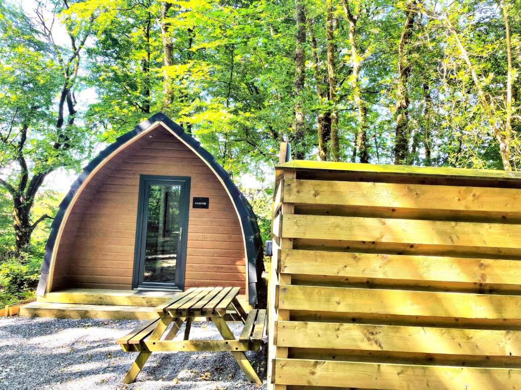 Фото The Pod-Hot Tub-Woodland Lodges-St Clears-Carmarthen