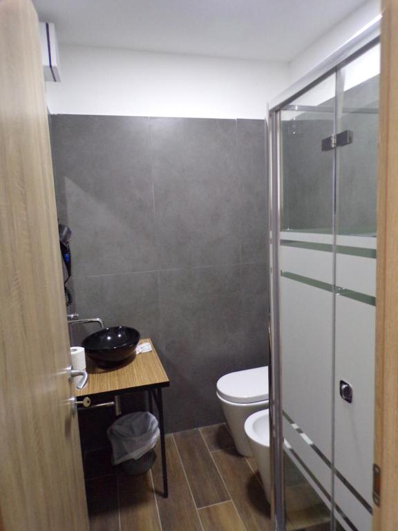 Kúpeľňa v ubytovaní Hotel Nord Est