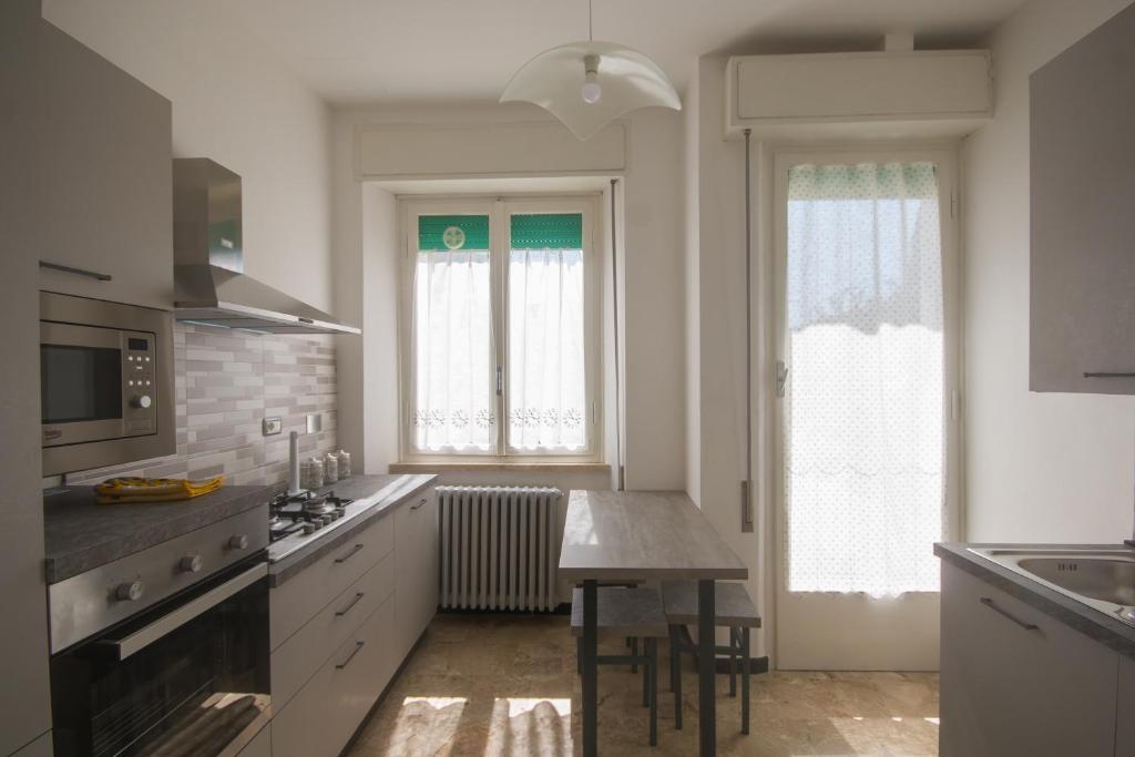 Kuchnia lub aneks kuchenny w obiekcie Appartamento Da Lucilla