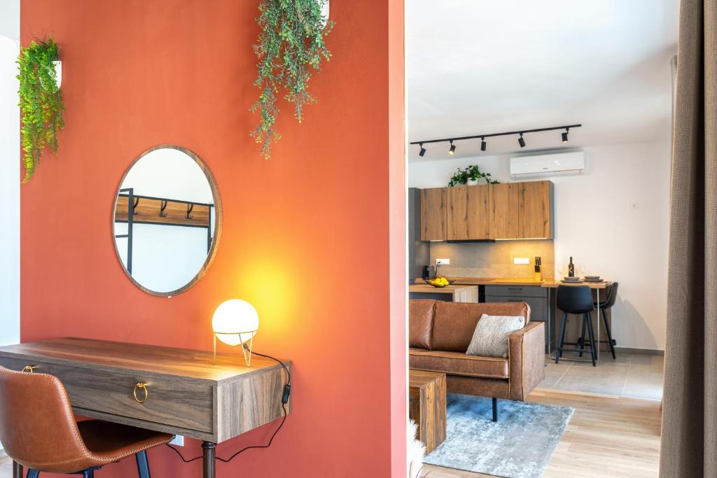 Kuchyňa alebo kuchynka v ubytovaní HOT TUB Sea View SPA