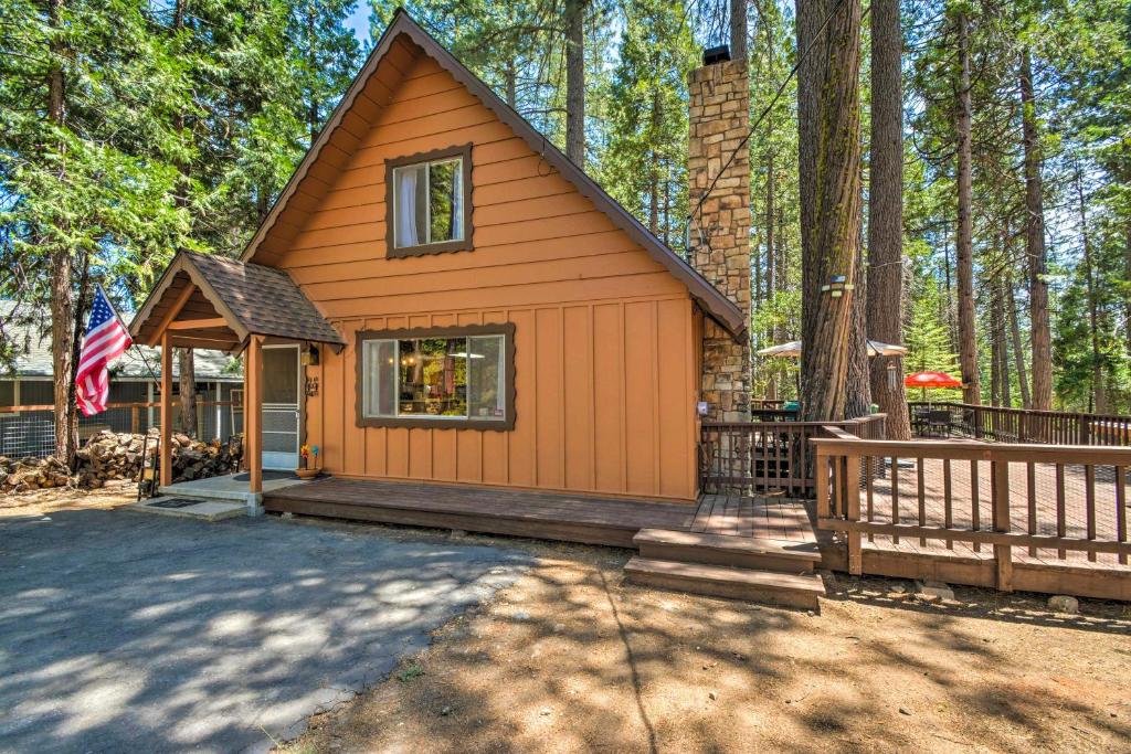 Cozy MiWuk Village Cabin in the Mountains!, MiWuk Village Tarifs 2022