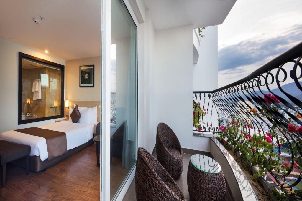 Suite Nhìn Ra Thành Phố