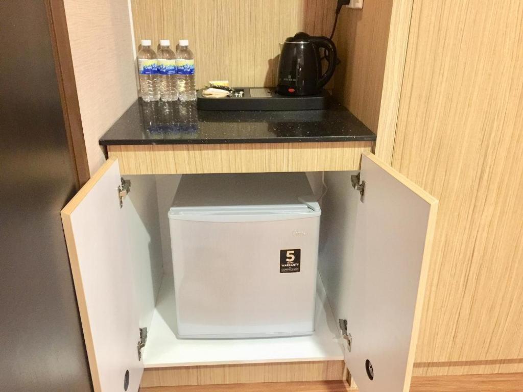 Kuchyň nebo kuchyňský kout v ubytování Hotel Holmes Gp