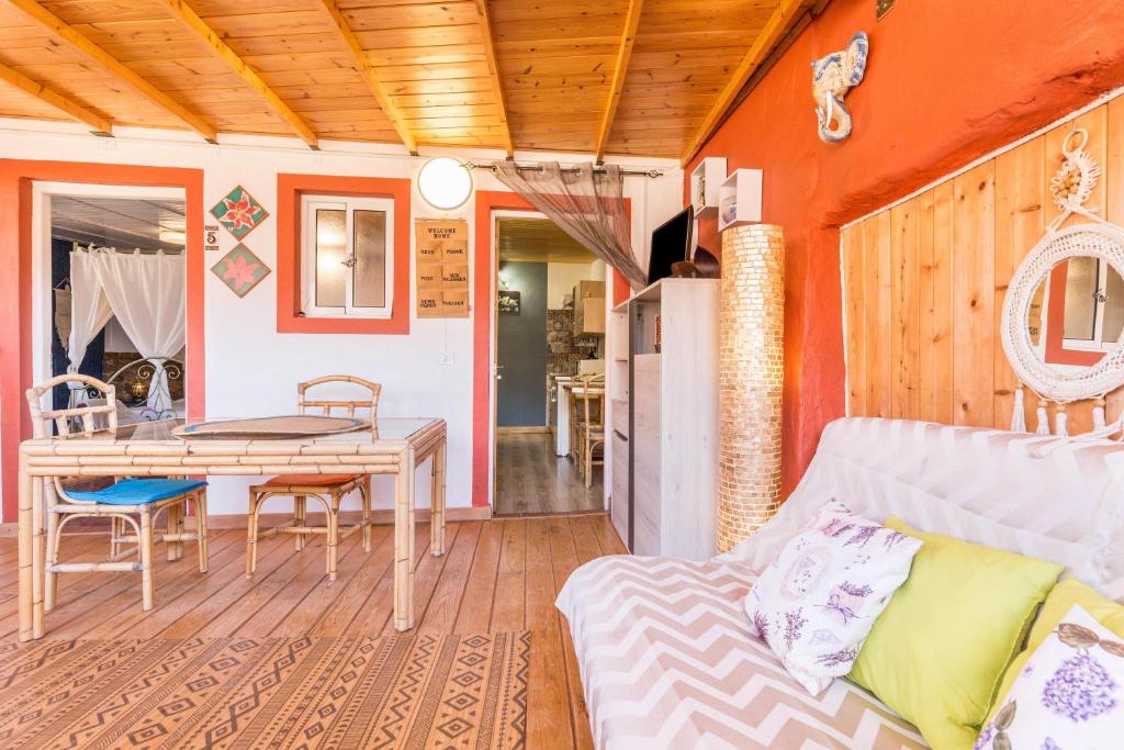 Fotografia z galérie ubytovania Kikiki House Vista Jardín La 5 v destinácii Vallebrón