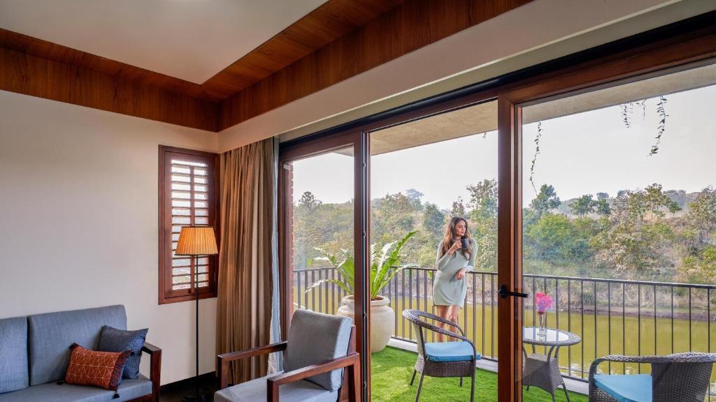 Balkón nebo terasa v ubytování Grape County Eco Resort & Spa, Nashik