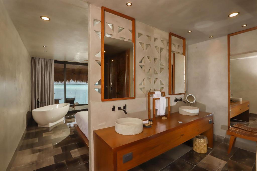 Hotel Amainah Bacalar Adults Only - Suite Lit King-Size Avec Vue Sur Océan