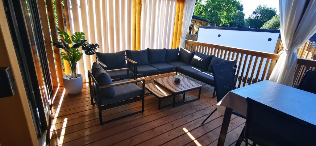 Posedenie v ubytovaní Mobile home KMZ