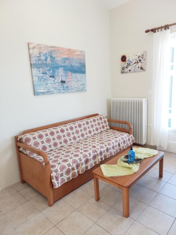 Posedenie v ubytovaní SummerAndros Meliti