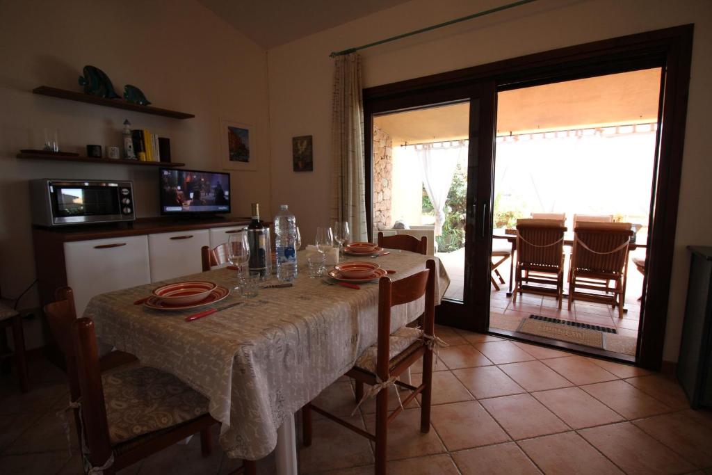 Kuchnia lub aneks kuchenny w obiekcie Casa Mira con piscina e bellissima vista mare