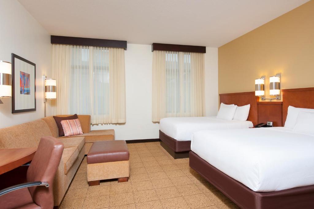 Hyatt Place Des Moines Downtown photo