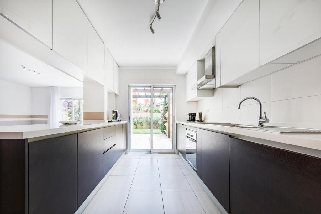 Een keuken of kitchenette bij Laguna - Vilamoura