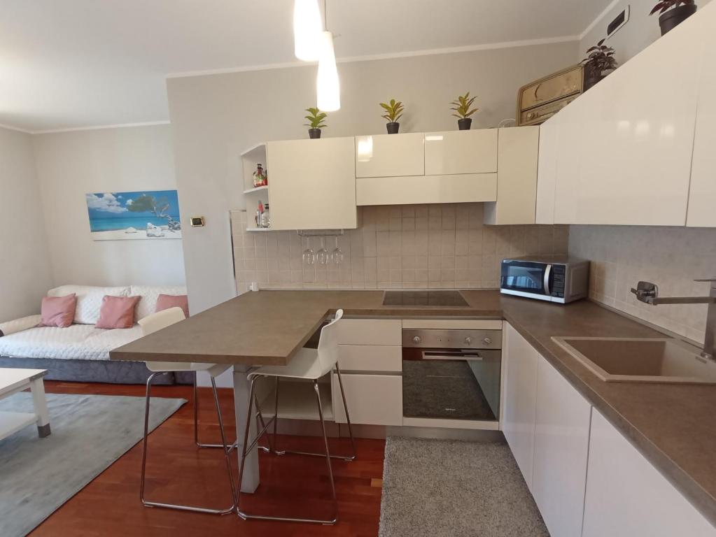 Kuchnia lub aneks kuchenny w obiekcie Parco Dora View Apartment