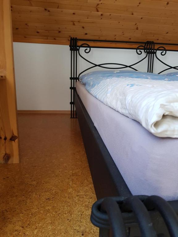 Postel nebo postele na pokoji v ubytování Apartments Cederika