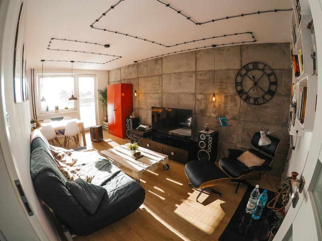 Loft Flat - Housity